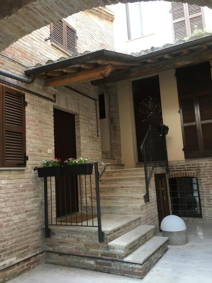 Il Borghetto Medievale Suite Fabriano Exteriér fotografie